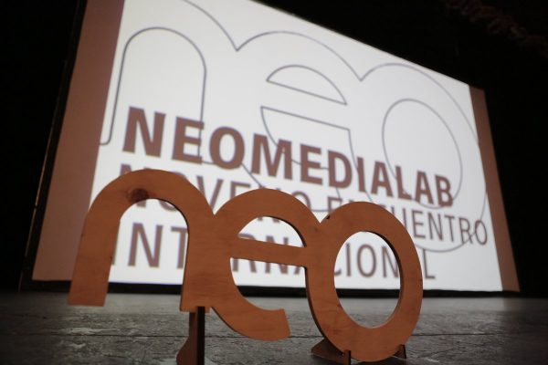 Neo Media Lab 9: Realidades Mediadas